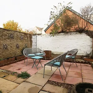 K - Selkirk Street Holiday home