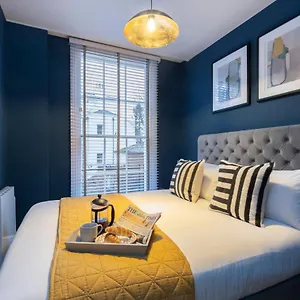 Elliot Oliver - Luxury 2 Bedroom Regency With Parking & Ev Charger Apartment